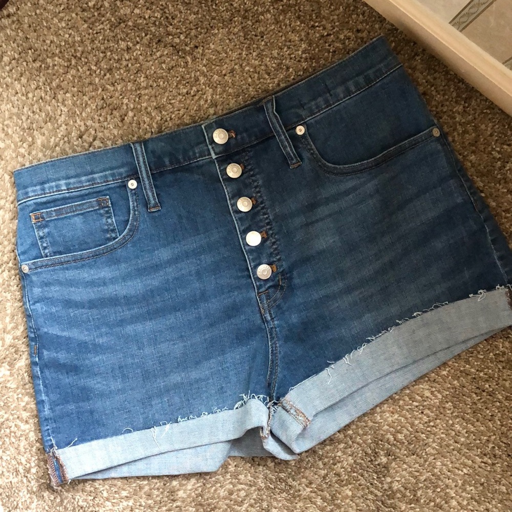 MADEWELL high rise button front jean shorts